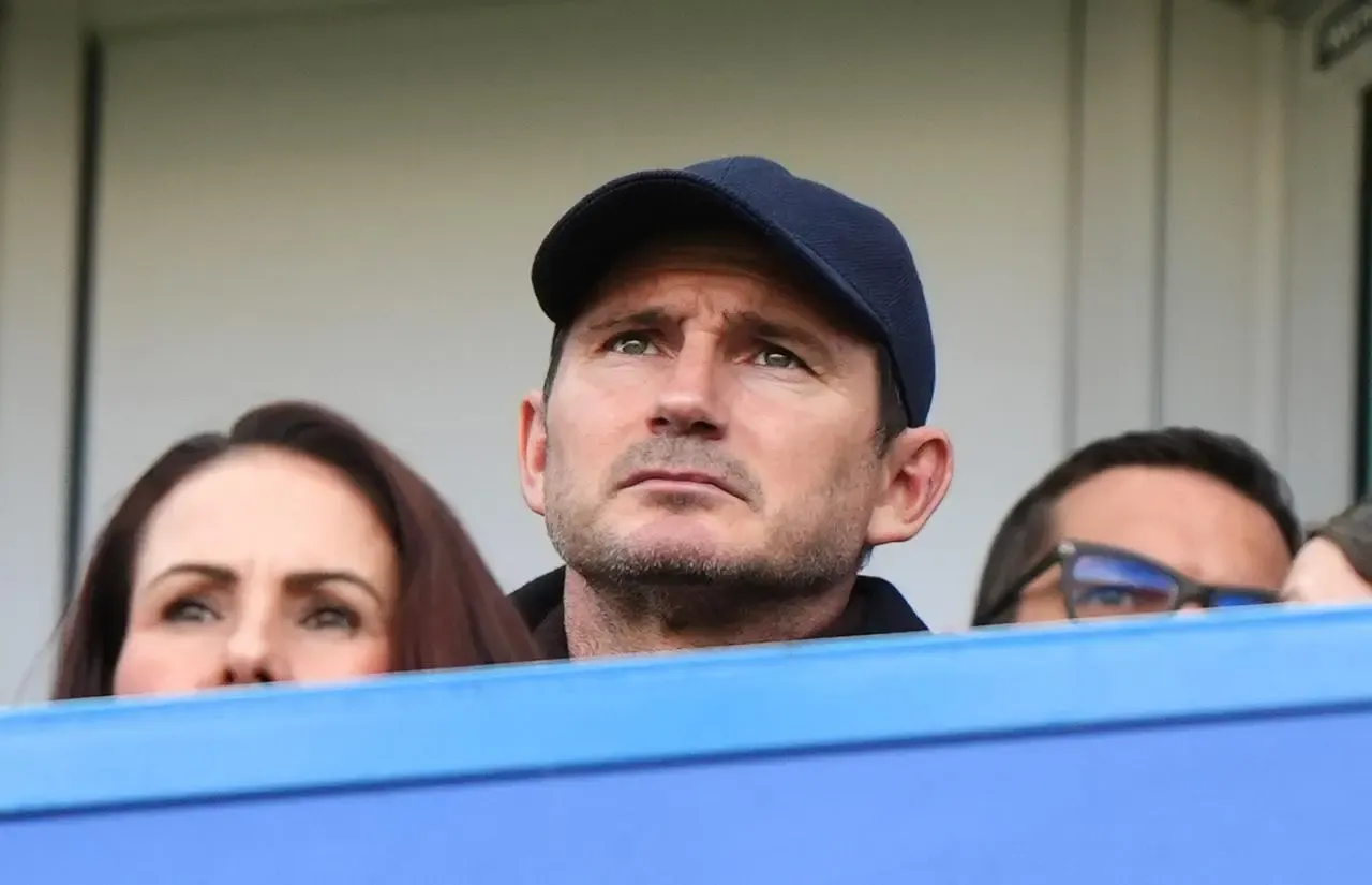 Frank Lampard is among the contenders to replace Mark Robins 