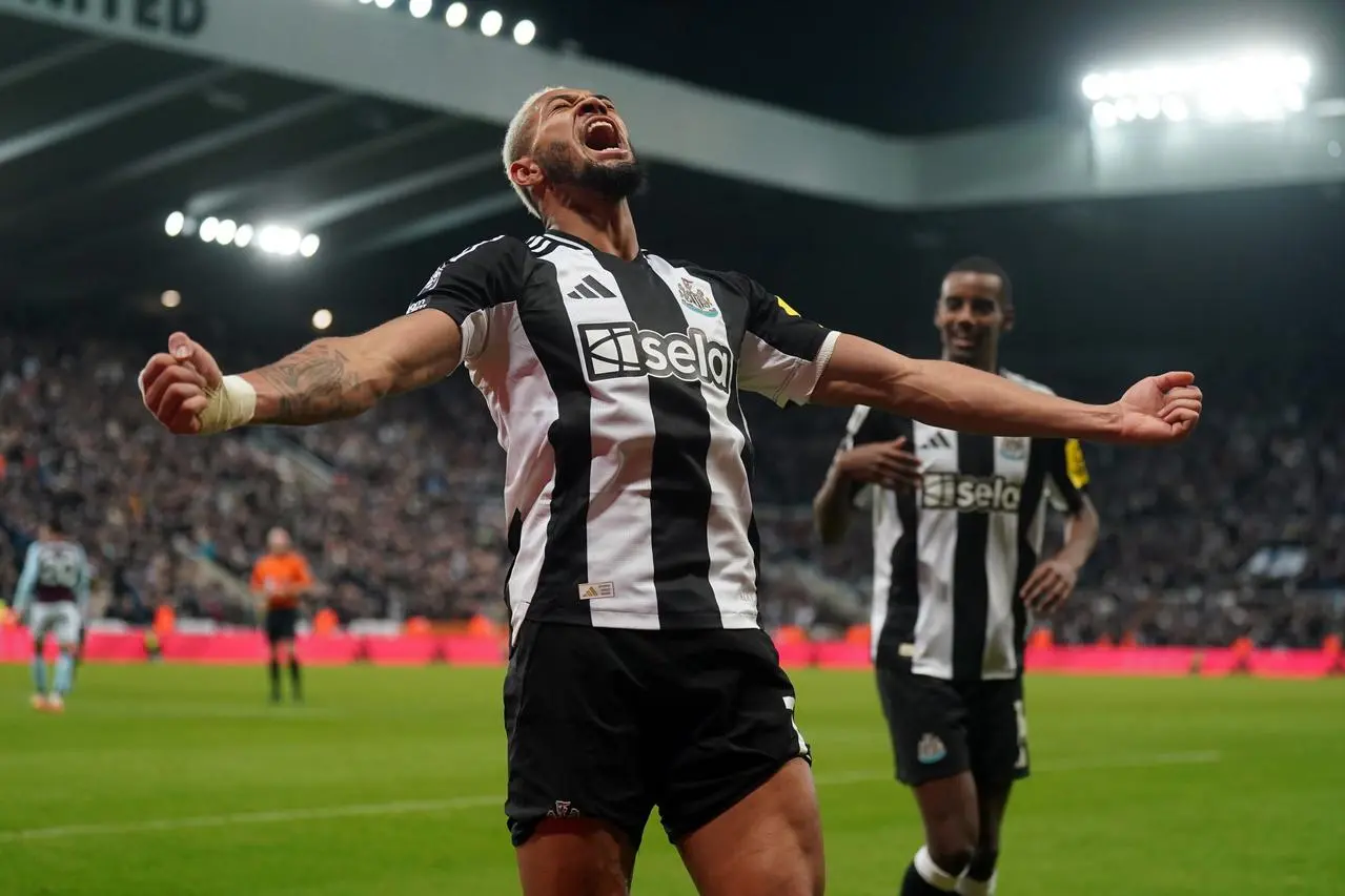 Joelinton celebrating his goal