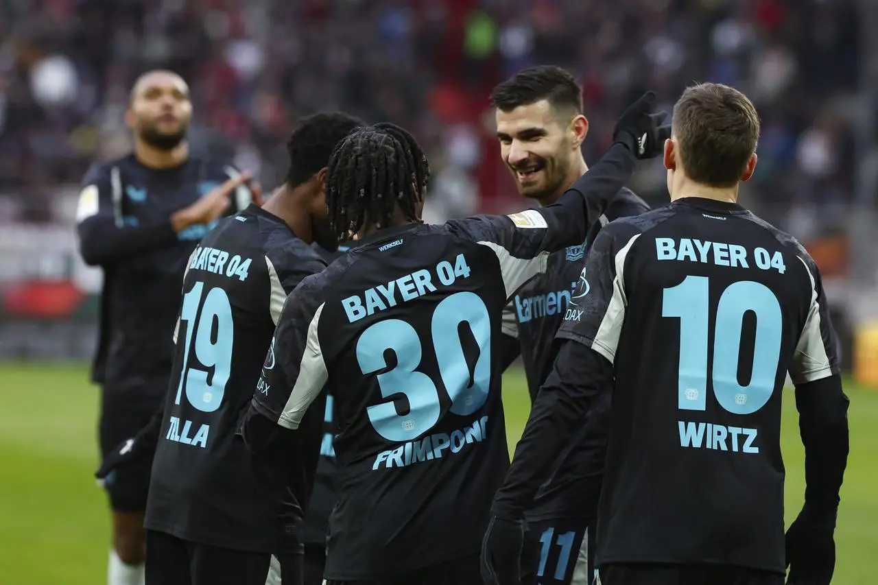 Leverkusen players celebrating