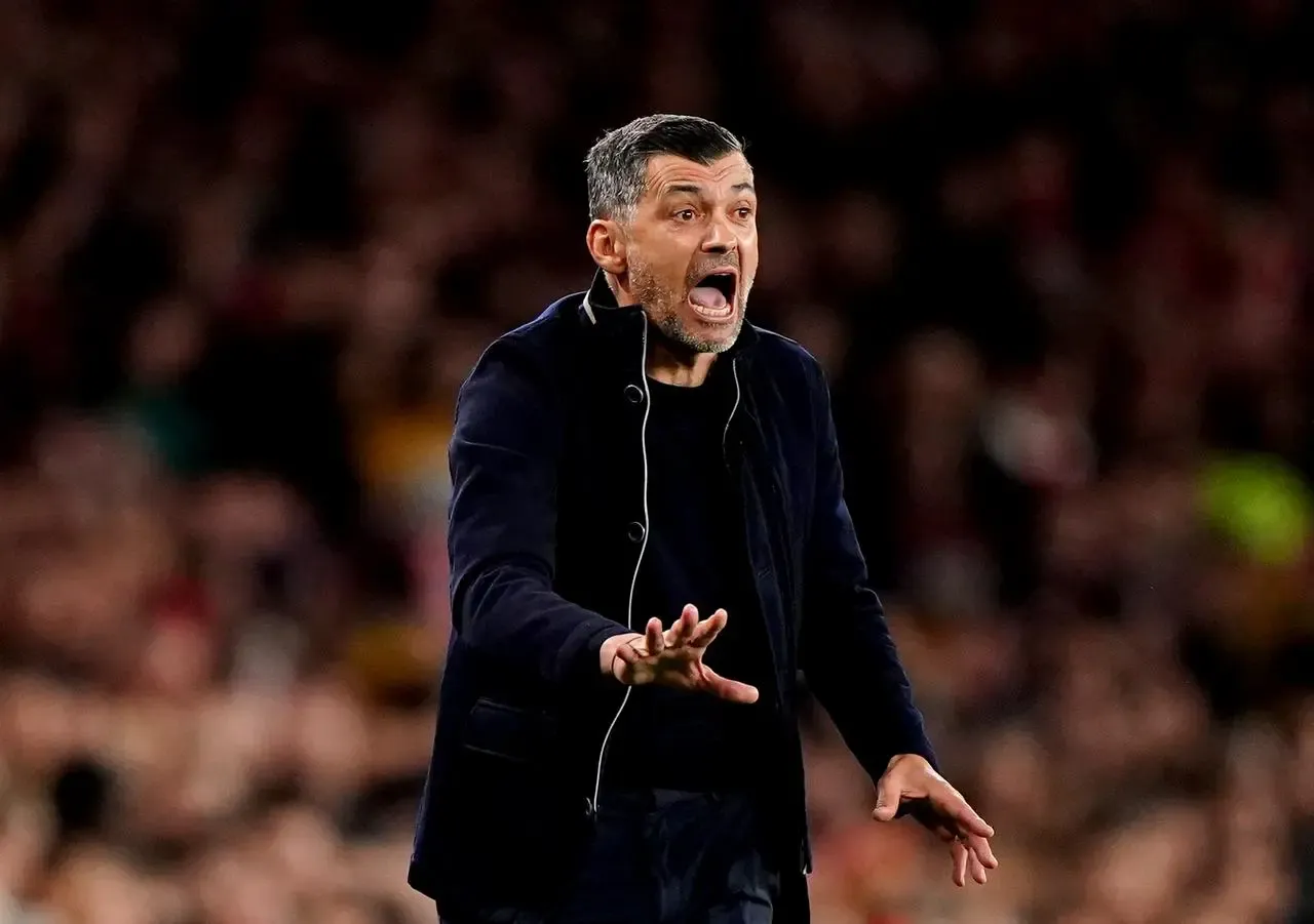 Sergio Conceicao shouting instructions on the touchline