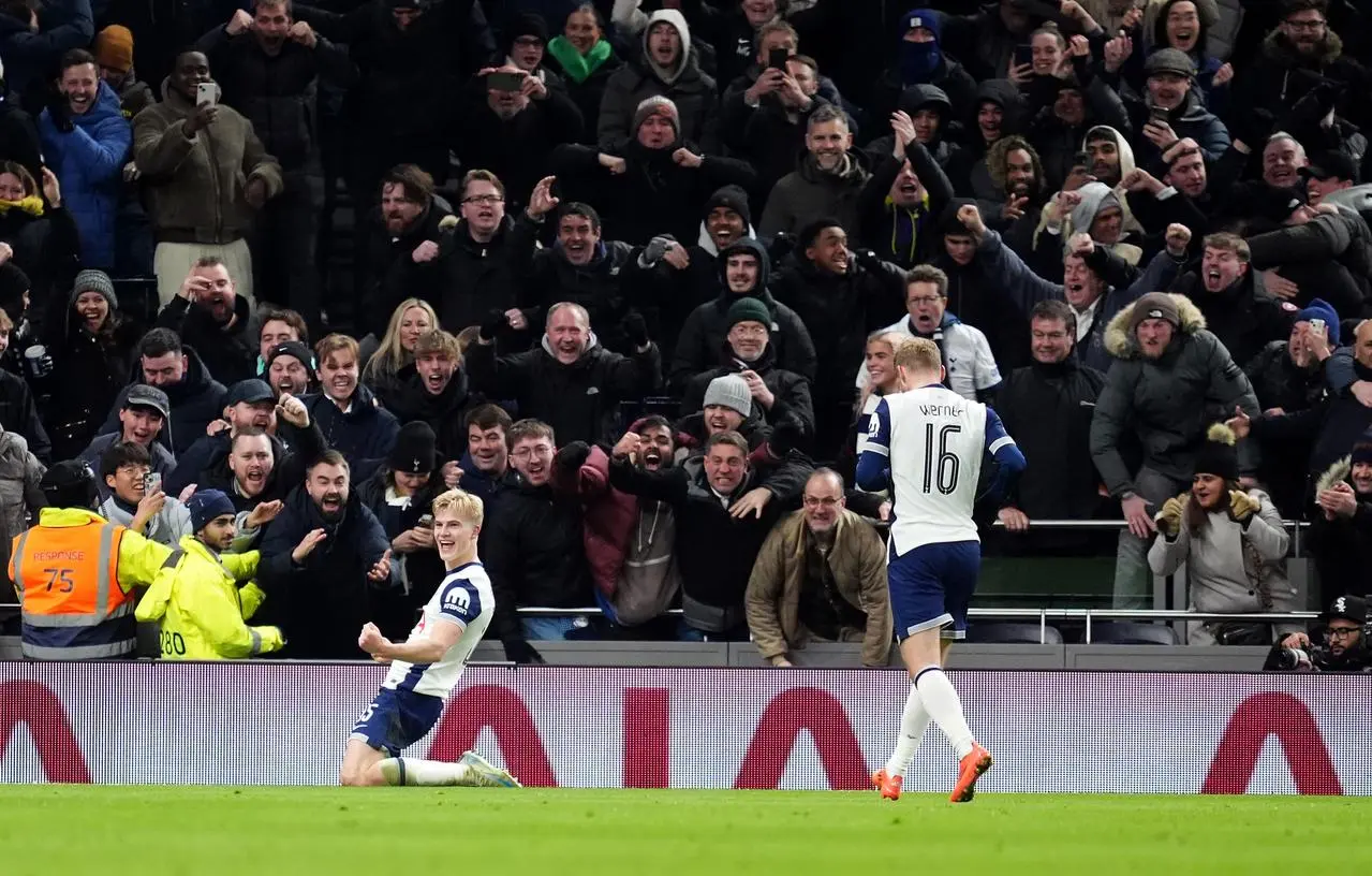 Lucas Bergvall celebrates his winning goal