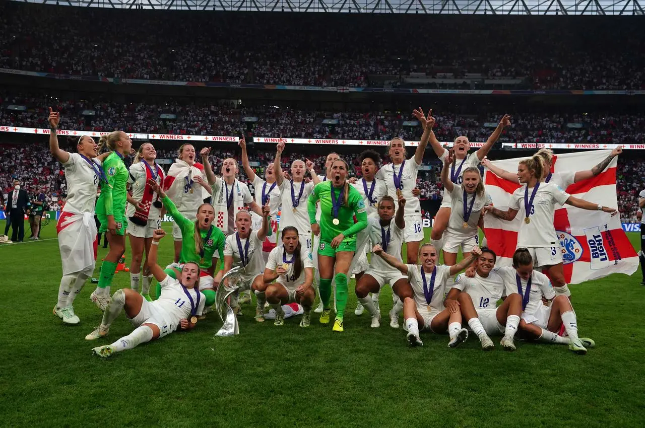 England players celebrating