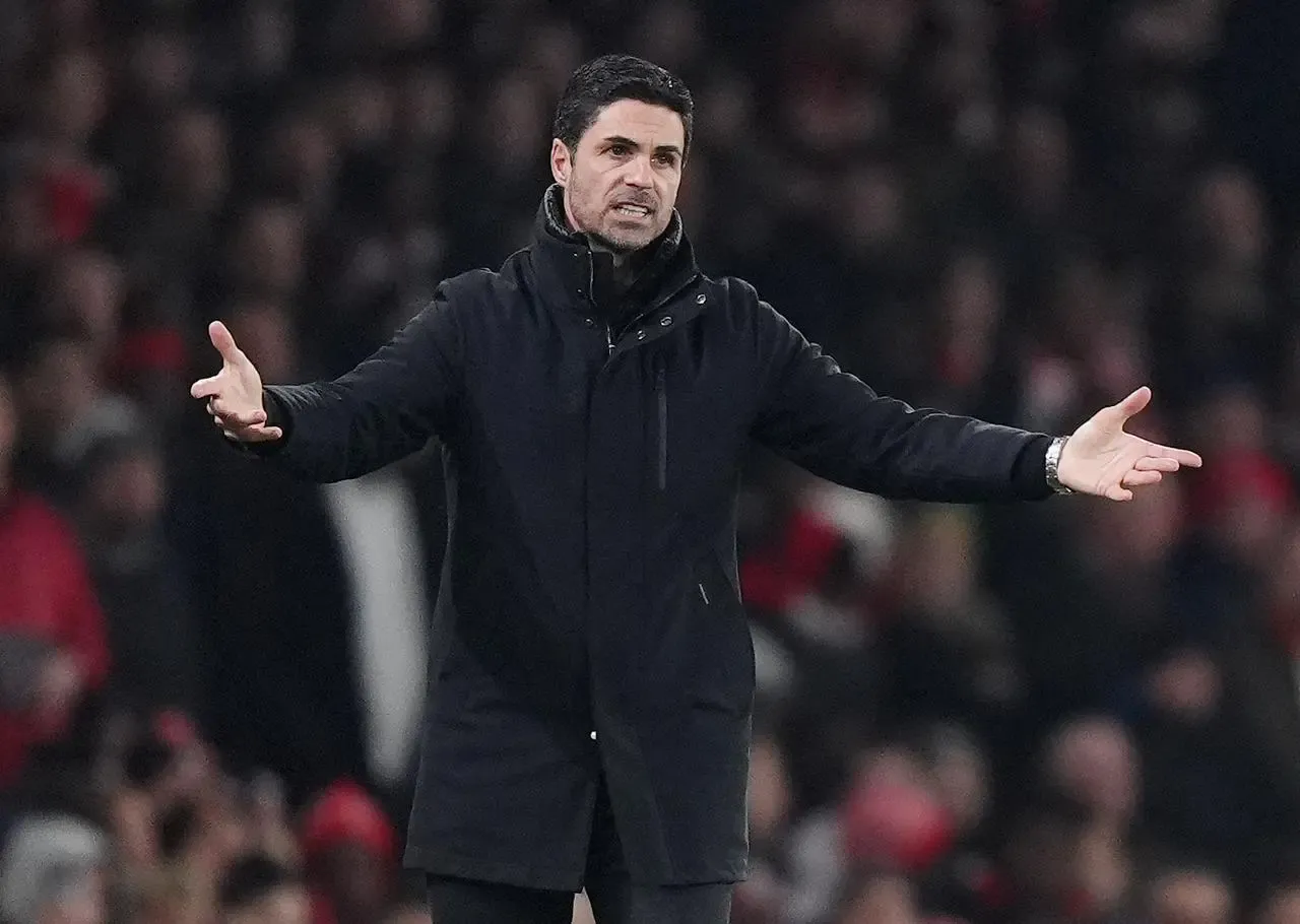 Arsenal manager Mikel Arteta gestures on the touchline.