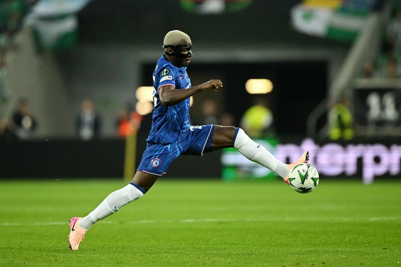 Chelsea’s Moises Caicedo stretches to reach the ball during a game