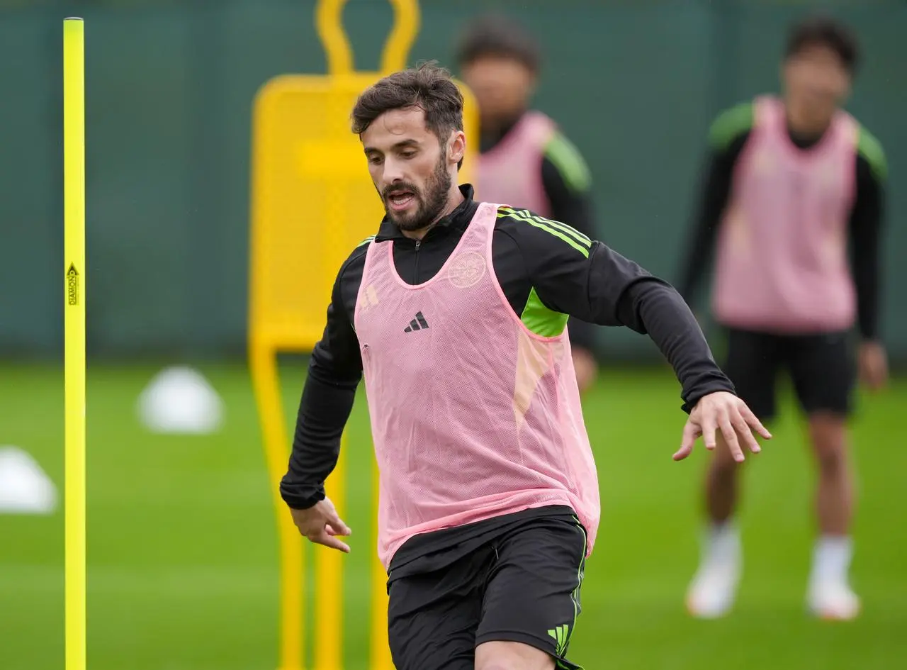 Marcelo Saracchi runs round a pole during a training session with Celtic on Friday 