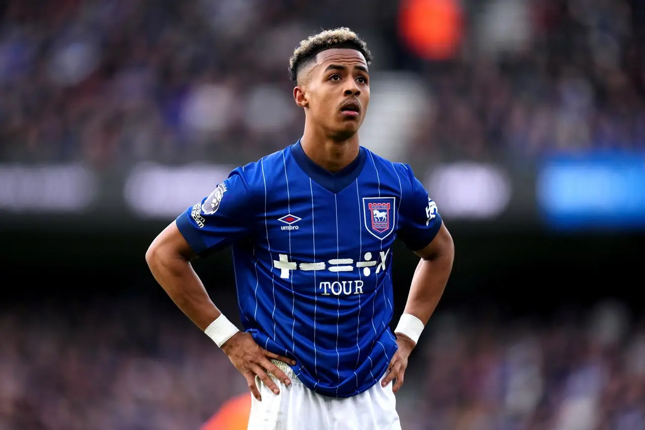 Omari Hutchinson playing for Ipswich 