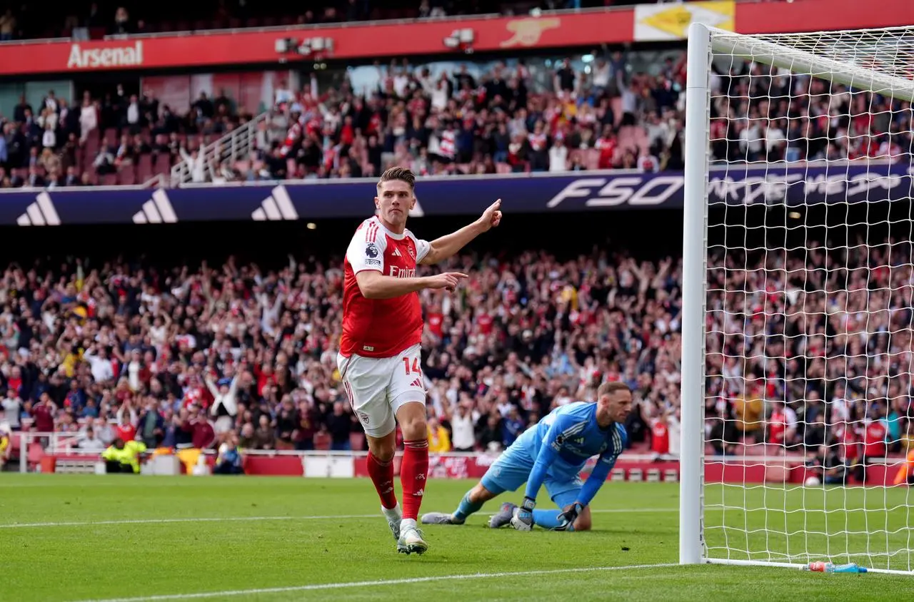 Viktor Gyokeres turns away in celebration after scoring Arsenal’s second goal