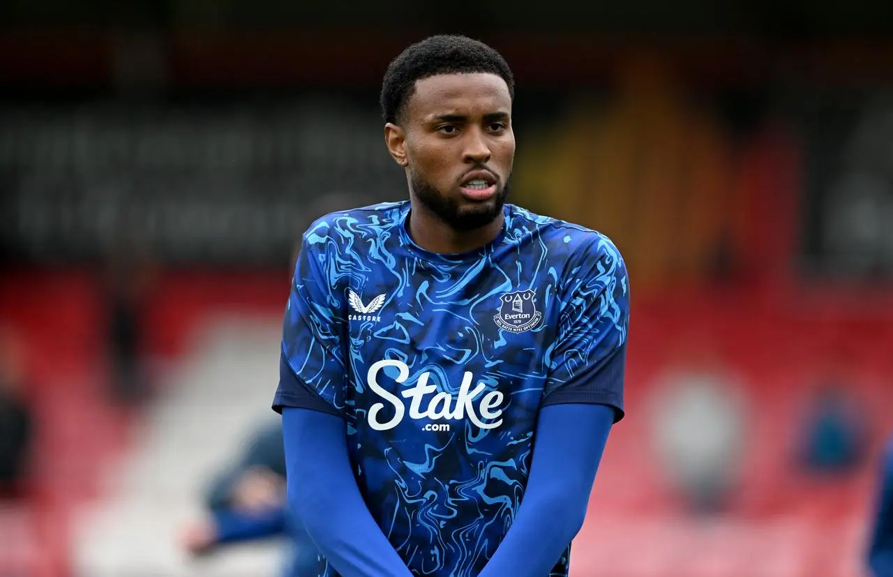 Everton’s Youssef Chermit warms up