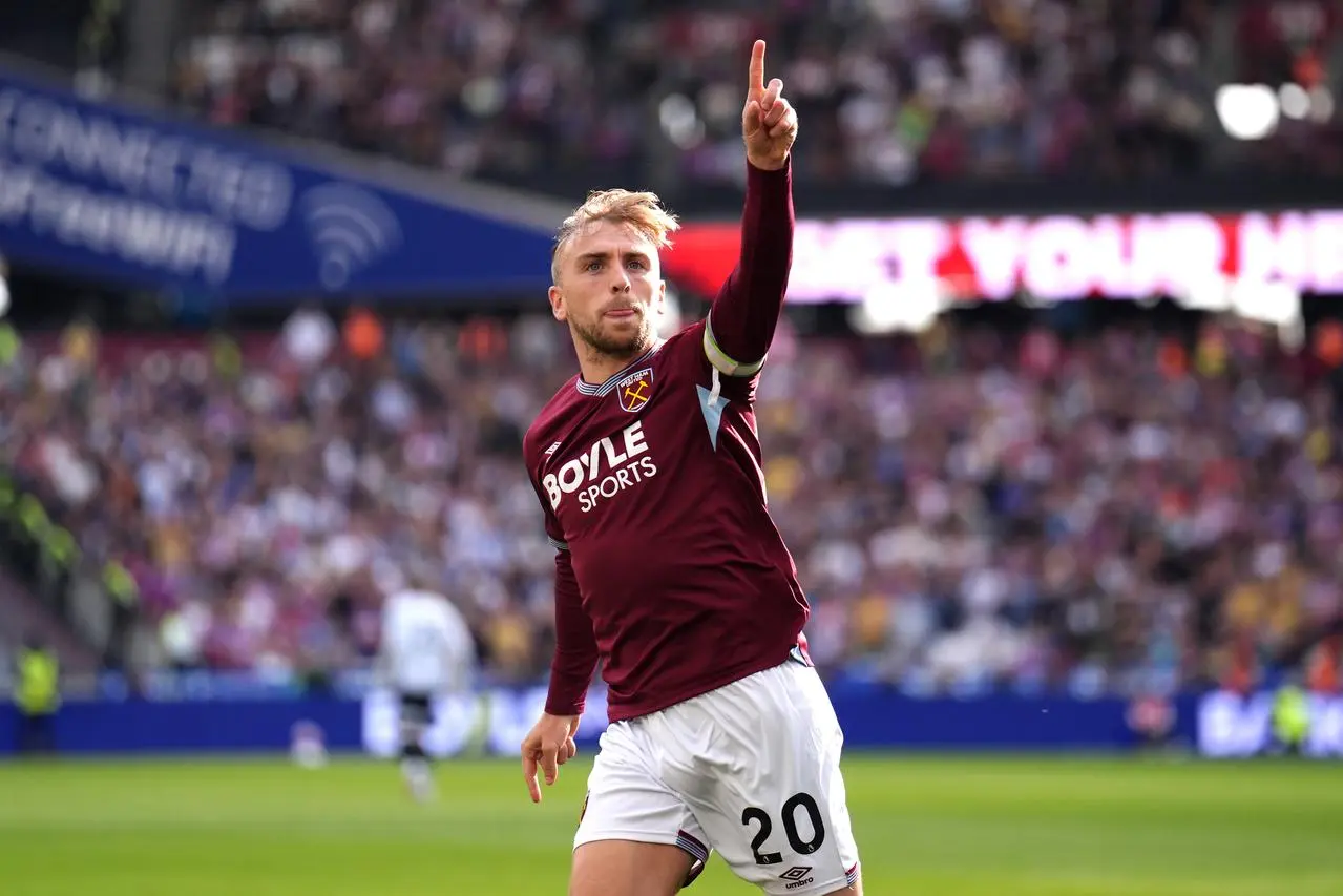 Jarrod Bowen celebrates