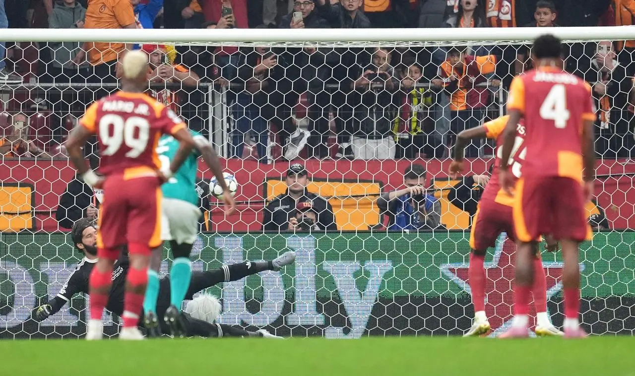 Victor Osimhen scores from the spot