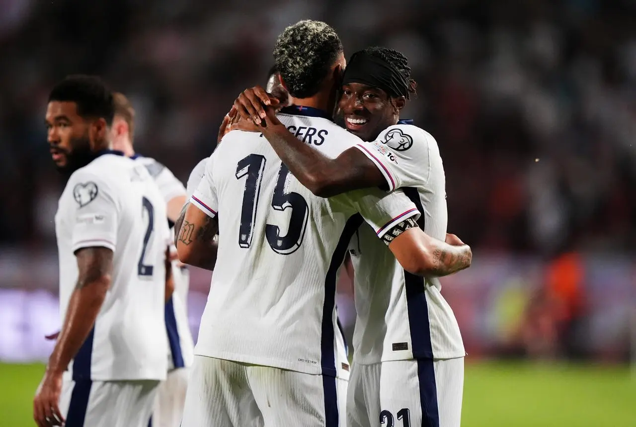 Madueke celebrates with Rogers