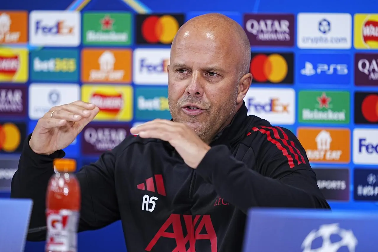 Liverpool manager Arne Slot