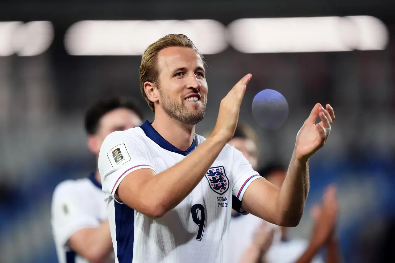 Harry Kane applauds as he leaves the field after England's 5-0 win over Serbia.