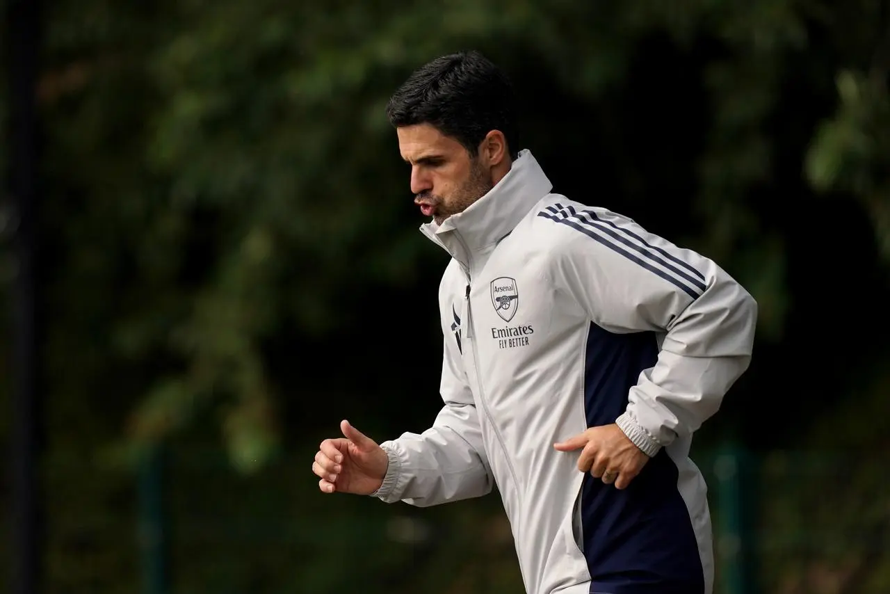 Arsenal manager Mikel Arteta during a training session