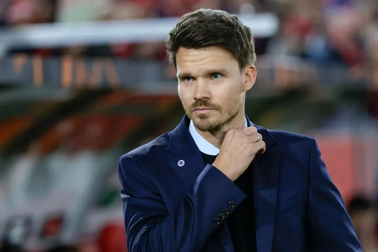 Rangers head coach Danny Rohl during the Europa League match at Brann in Bergen