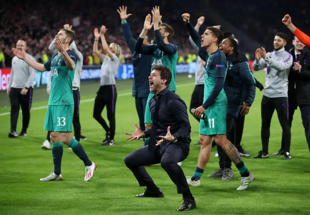 Mauricio Pochettino celebrates Tottenham reaching the Champions League final