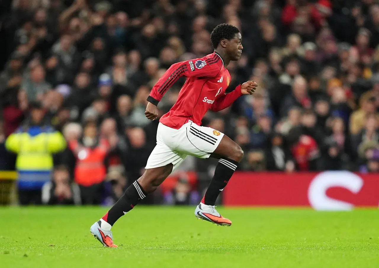 Manchester United midfielder Kobbie Mainoo