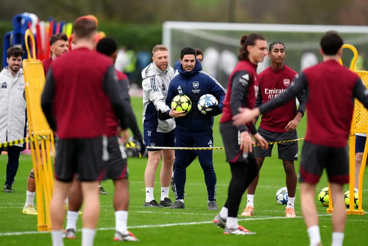 Mikel Arteta puts his side through their paces in training 