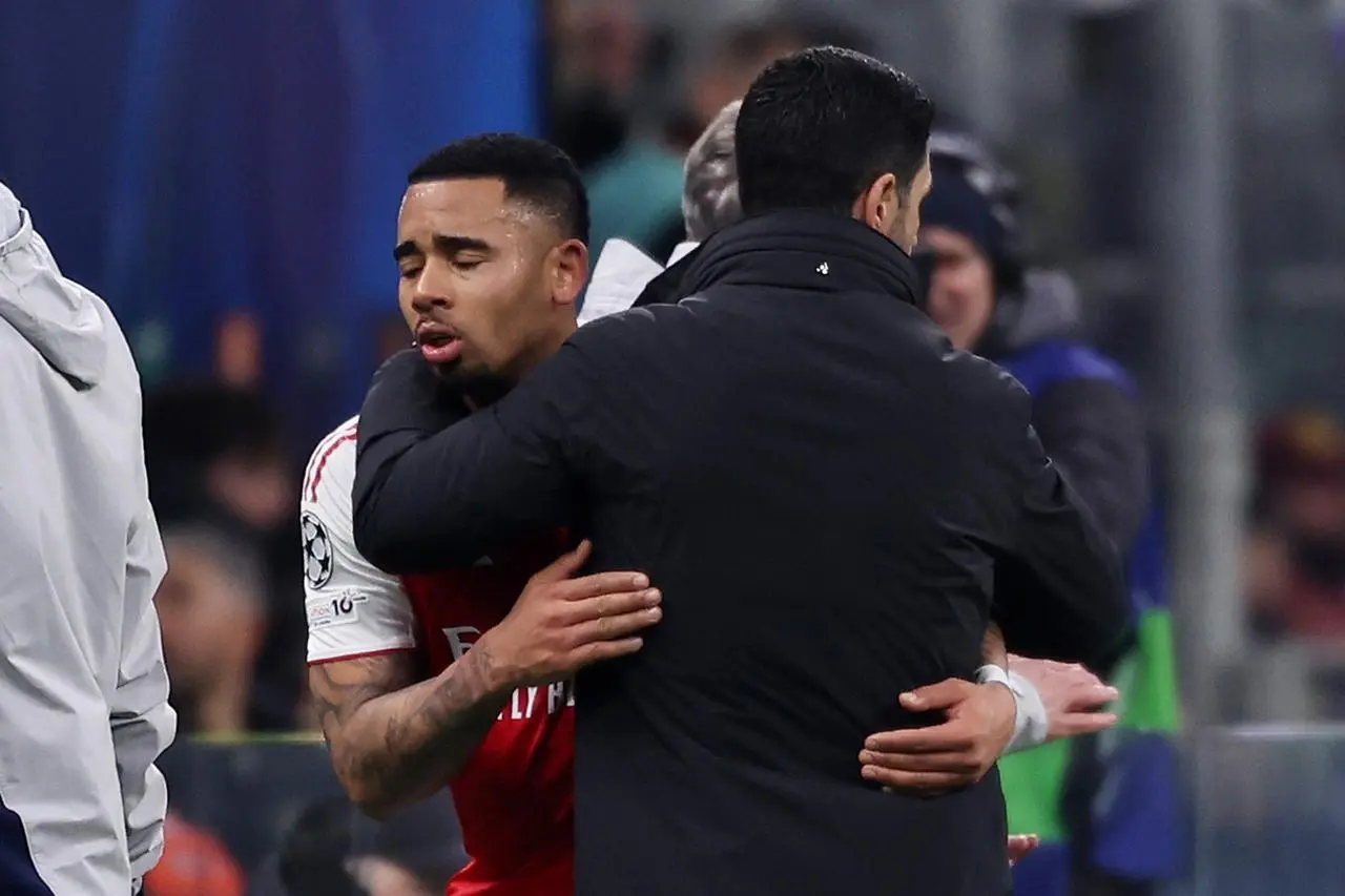 Arsenal’s Gabriel Jesus, left, is embraced by manager Mikel Arteta as he is substituted against Inter Milan